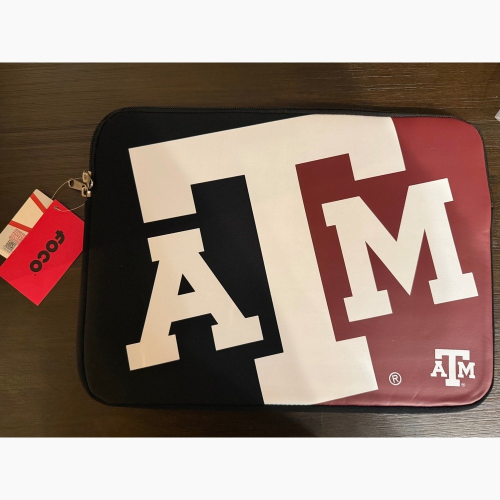 Texas A & M Foco Brand Zippered 15 x 11 Laptop Sleeve- NWT